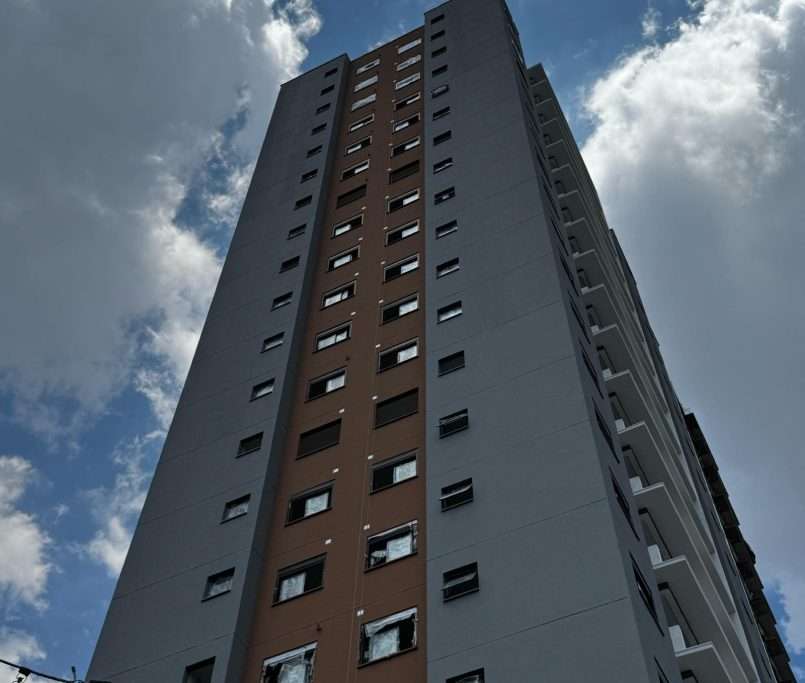 Execução da textura da fachada. 