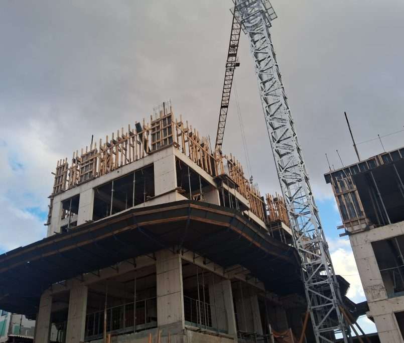 Montagem de pilares do 3º ao 4º Pavimento tipo - 05/2025