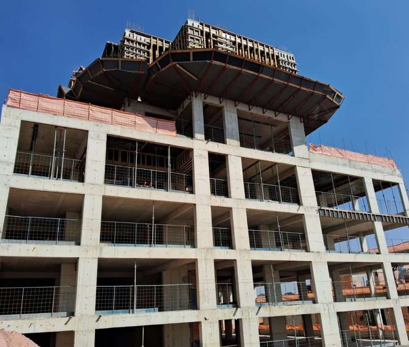 Montagem da laje do 3º Pavimento - tipo (armação, instalações) - 06-2025