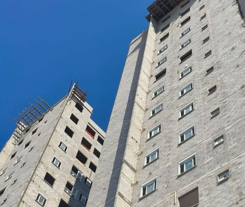 Início da execução dos pórticos da cobertura nas Torres 07 e 08 - 06-2025