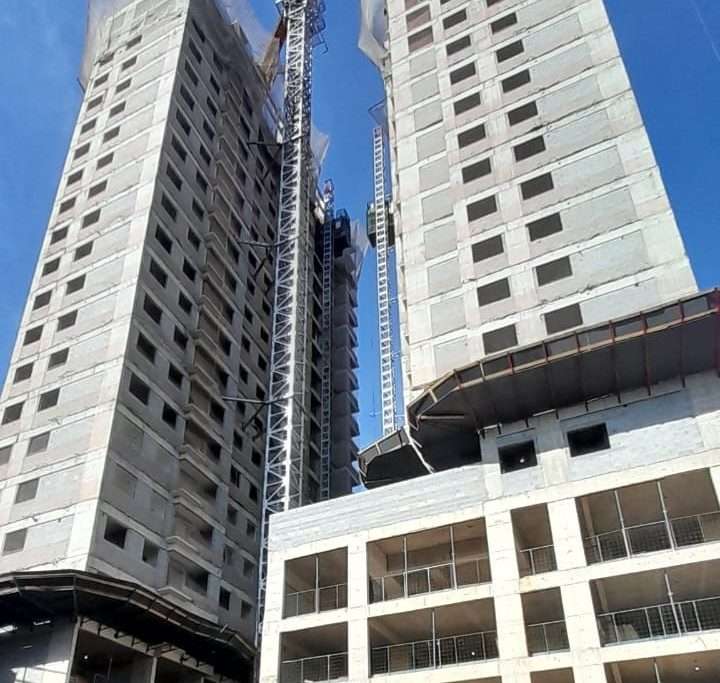 Torre 1 : Estrutura de 20 pavimentos: concluída e Alvenaria de vedação: 17º pavimento - Torre 2 : Estrutura de 19 pavimentos: concluída e Alvenaria de vedação: 12º pavimento – 09-2025
