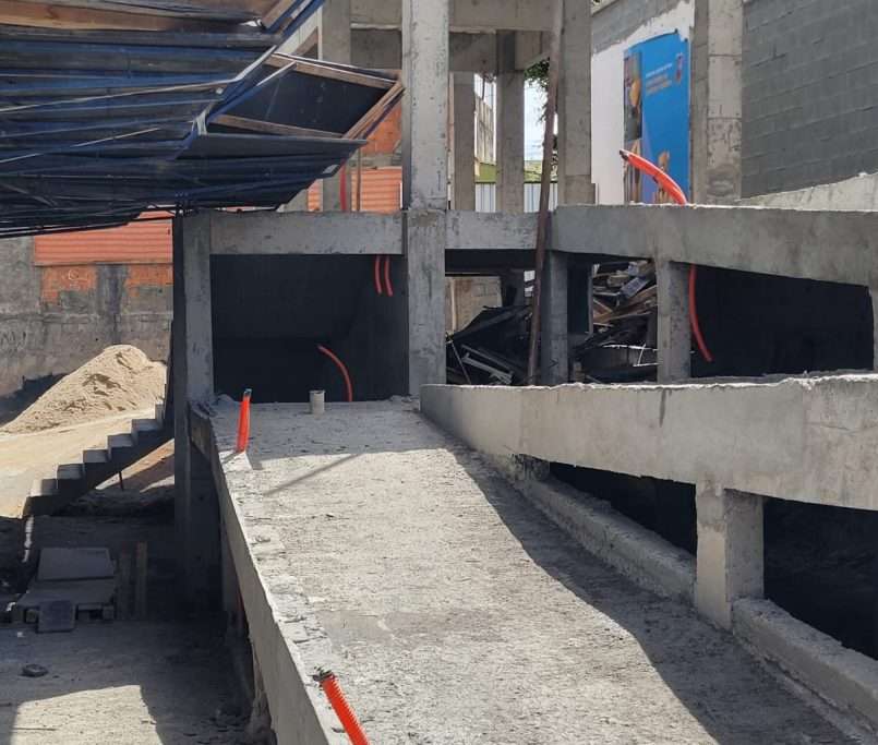 Execução de estrutura e rampas da portaria - 12-2025