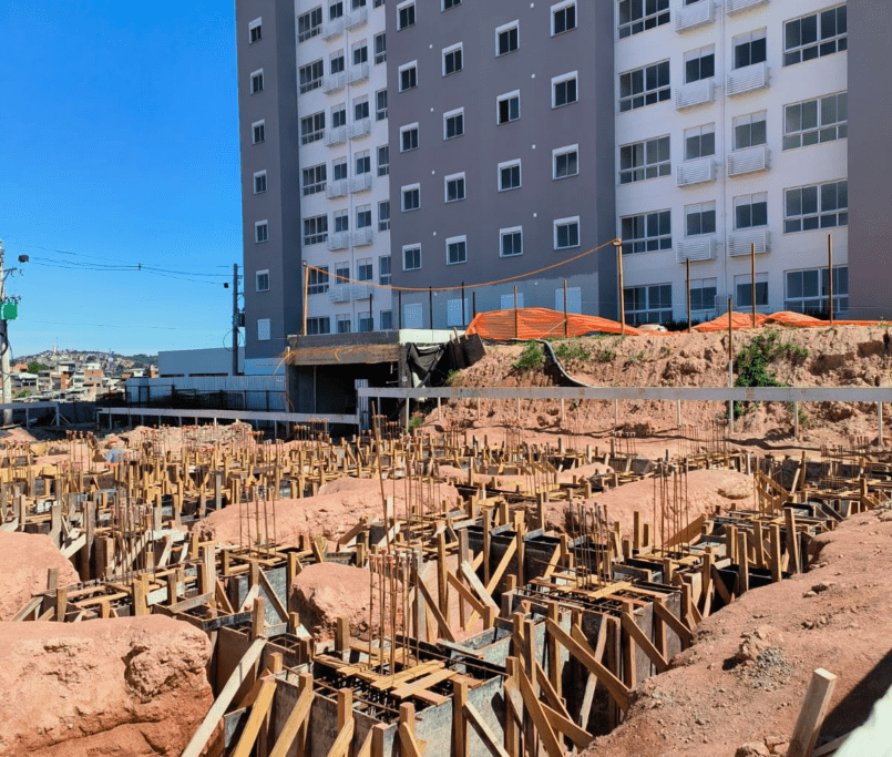 Gastalhamento dos pilares para a laje de transição da Torre 09 - 04-2026
